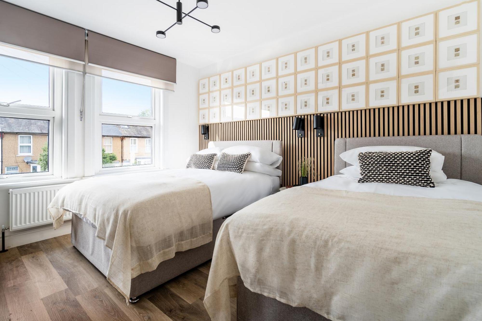 Newly Designed, 2Br Apt, 5Min From Northwood London Tube Station, Nato Hq, Ideal For Wembley, Warner Studio, Contractors Exteriör bild