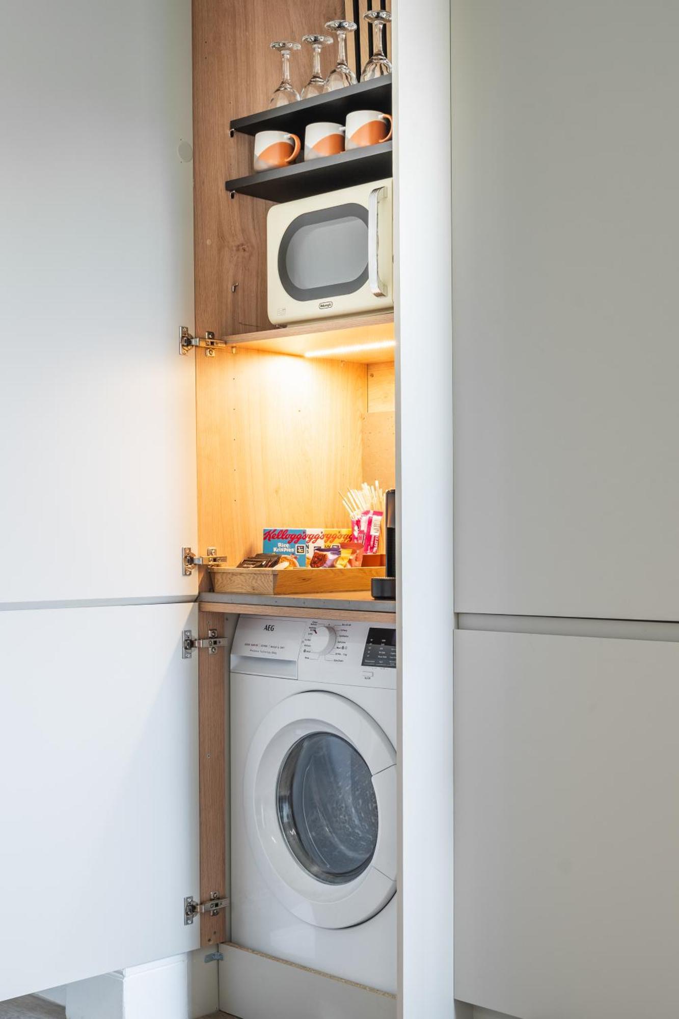 Newly Designed, 2Br Apt, 5Min From Northwood London Tube Station, Nato Hq, Ideal For Wembley, Warner Studio, Contractors Exteriör bild