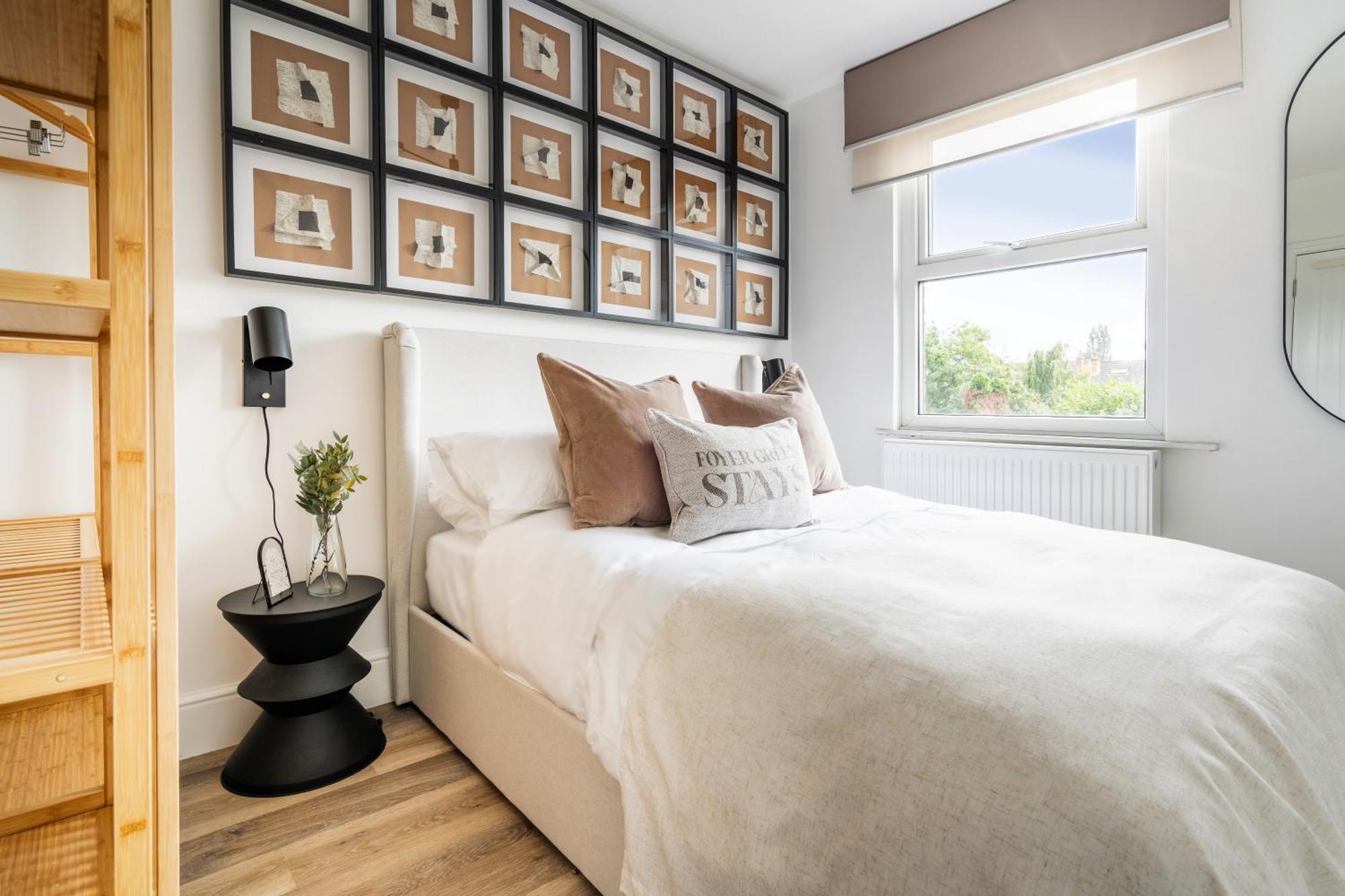 Newly Designed, 2Br Apt, 5Min From Northwood London Tube Station, Nato Hq, Ideal For Wembley, Warner Studio, Contractors Exteriör bild